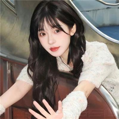 小楼春正浓